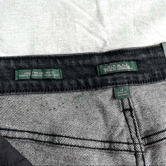 Wild Fable Highest-Rise Mom Jean Distressed Shorts - 12 - Picture 5 of 8